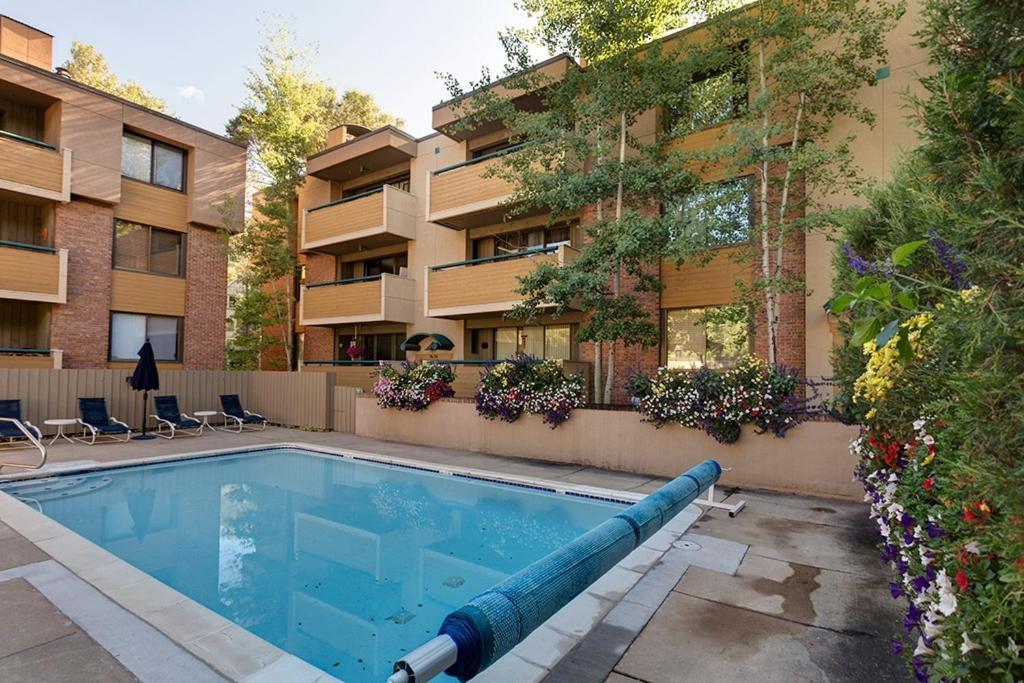 Riverview Unit 8, All The Essentials Riverside Condo With Access To Pool & Hot Tub Aspen Exteriör bild